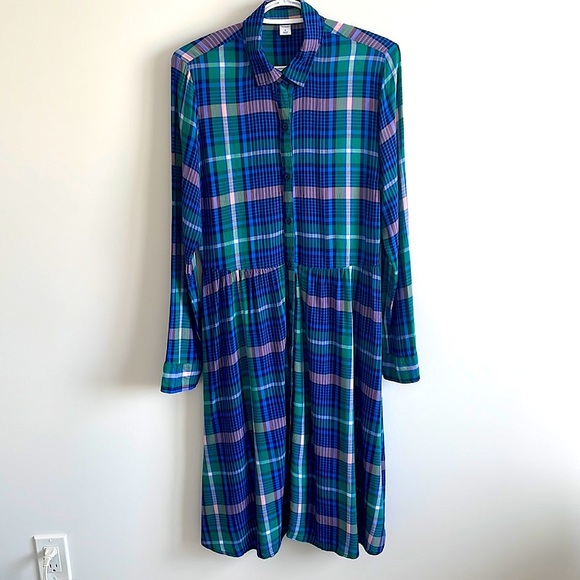 Long sleeved blue and green plaid shirt dress - Picture 2 of 4